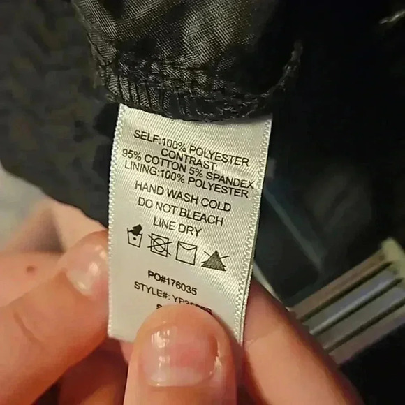 Shinestar Gold Pants - Picture 7 of 8